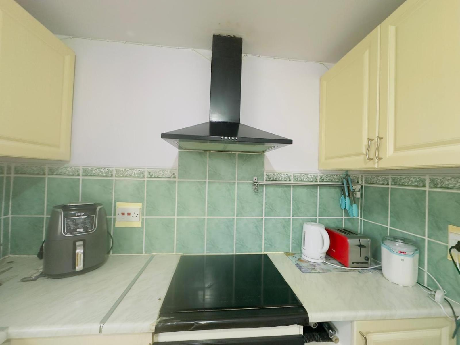Sweet Home In Heart Of Barking บาร์คกิ้ง ภายนอก รูปภาพ